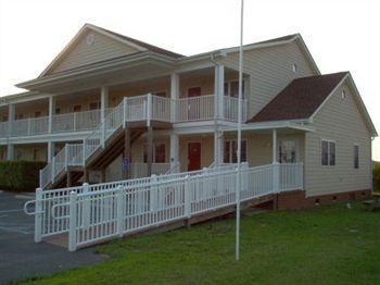 Shore Stay Suites Cape Charles Kültér fotó