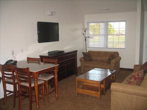 Shore Stay Suites Cape Charles Szoba fotó