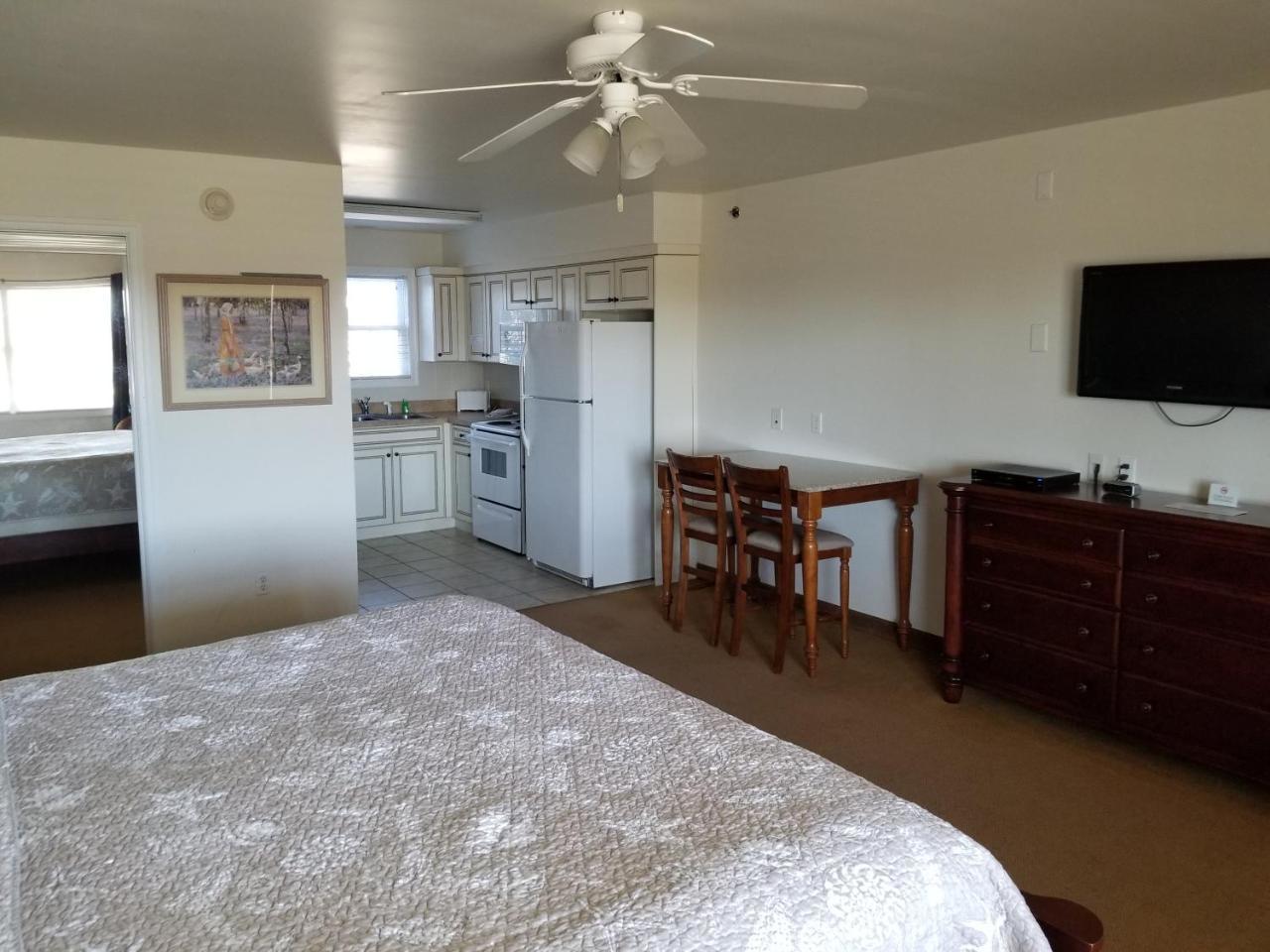 Shore Stay Suites Cape Charles Kültér fotó