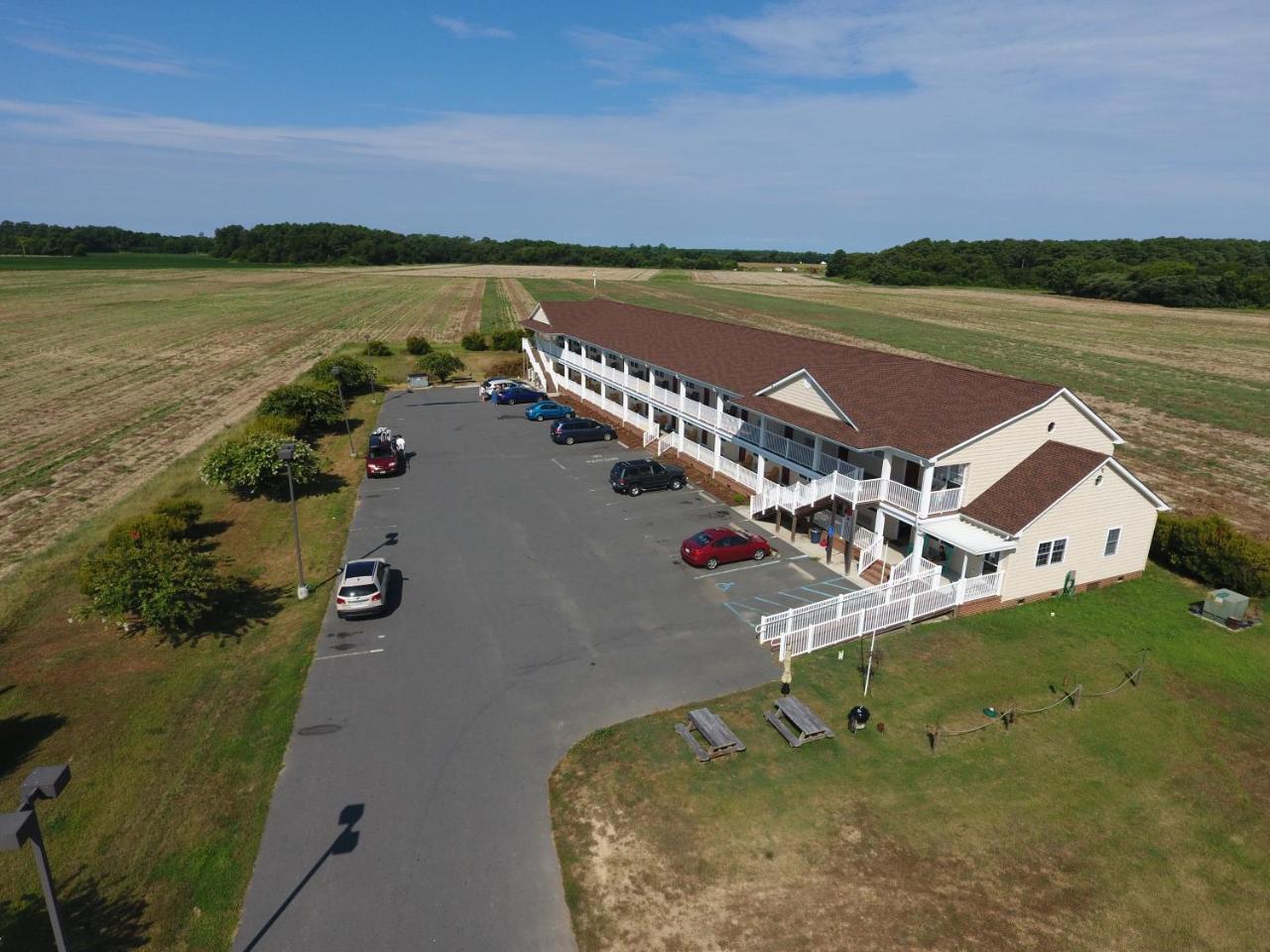 Shore Stay Suites Cape Charles Kültér fotó
